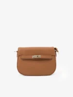 Earthy Elegance: Classic Brown Crossbody Bag - Image 3